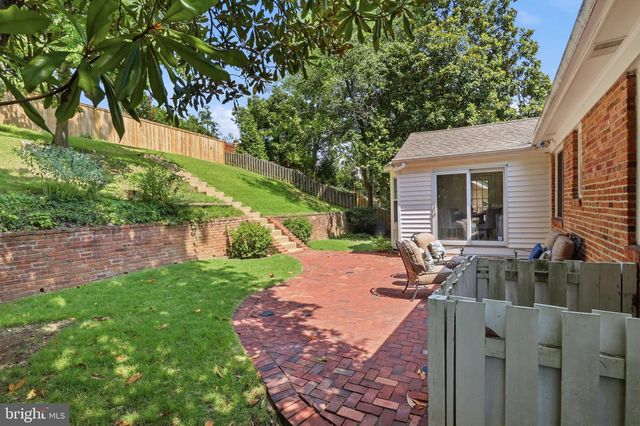 1629 FRANCIS HAMMOND PKWY, Alexandria, VA 22302