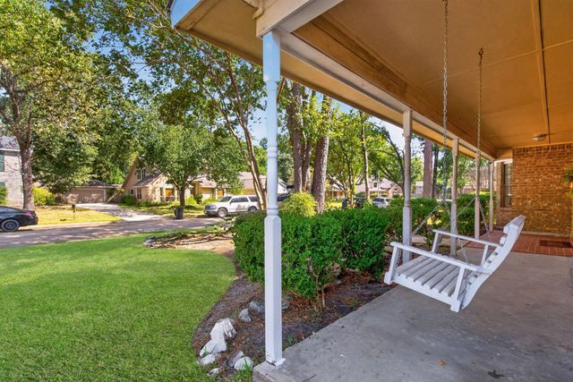 4018 Garden Lake Drive, Kingwood, TX 77339