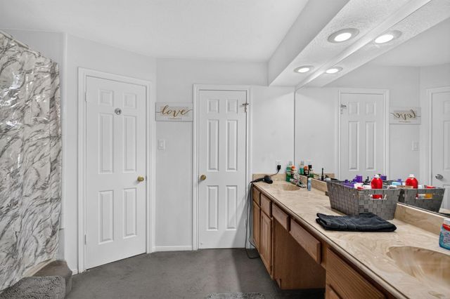 4018 Garden Lake Drive, Kingwood, TX 77339