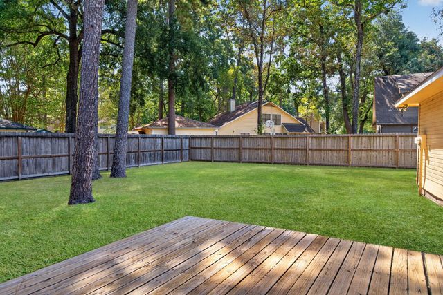 4018 Garden Lake Drive, Kingwood, TX 77339