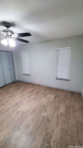 3323 SCENIC LN, San Antonio, TX 78230