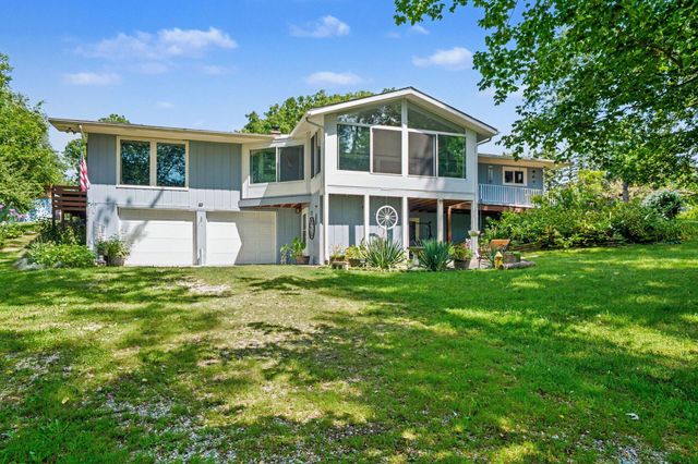 5953 Pokagon Road, Berrien Springs, MI 49103