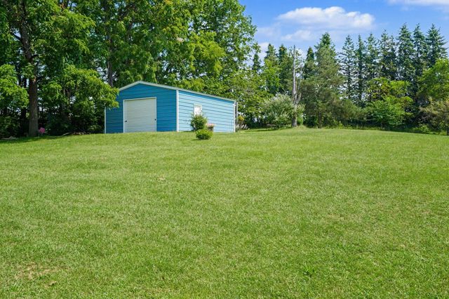 5953 Pokagon Road, Berrien Springs, MI 49103