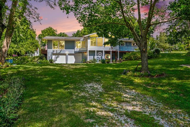 5953 Pokagon Road, Berrien Springs, MI 49103