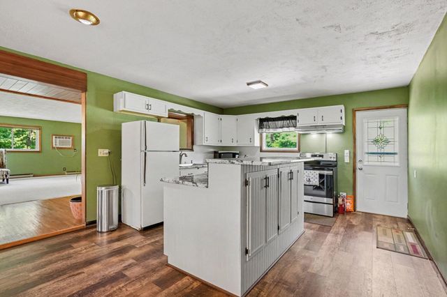 5953 Pokagon Road, Berrien Springs, MI 49103