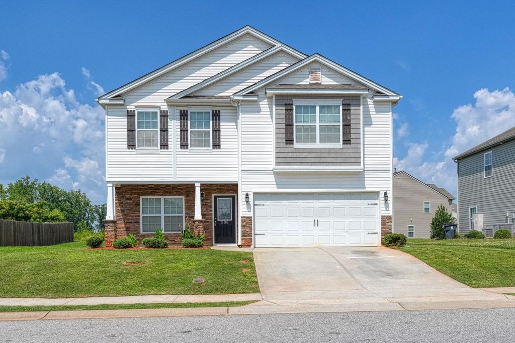506 Friar Park Lane, Lyman, SC 29365