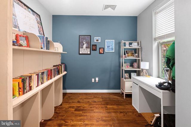 1434 S LAWRENCE TER, Philadelphia, PA 19148