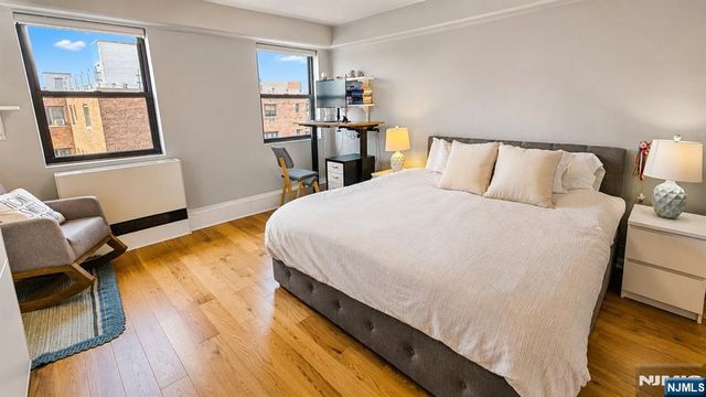 8800 Boulevard East 8M, North Bergen, NJ 07047