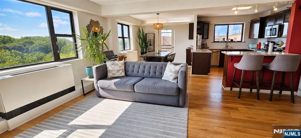 8800 Boulevard East 8M, North Bergen, NJ 07047