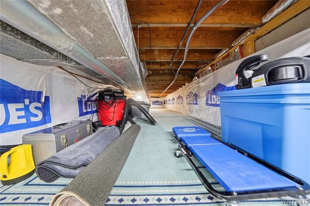 16 Rolling Hills Drive, Orchard Park, NY 14127