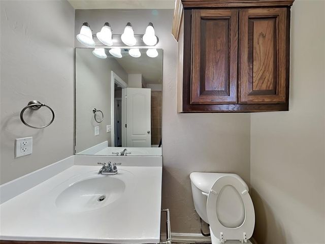13812 Teagen Lane, Yukon, OK 73099
