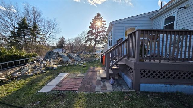 4 Heritage Circle, Johnston, RI 02919