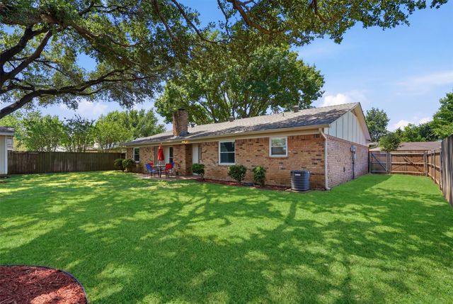 325 Navajo Drive, Keller, TX 76248
