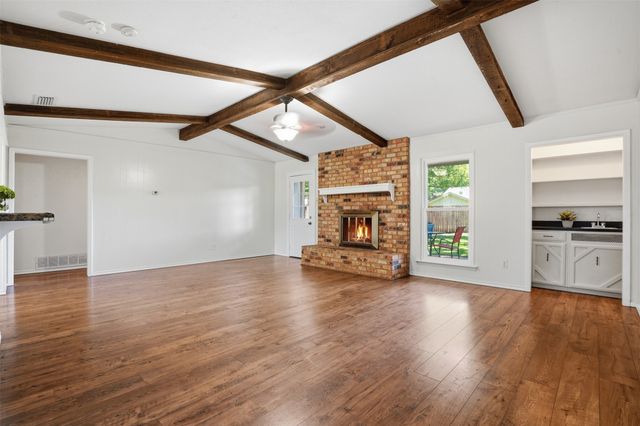 325 Navajo Drive, Keller, TX 76248