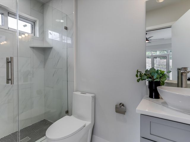 816 Premier Parkway, Grand Prairie, TX 75051