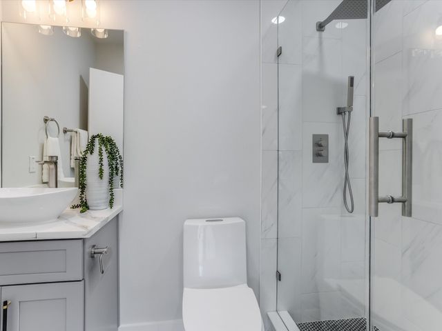 816 Premier Parkway, Grand Prairie, TX 75051