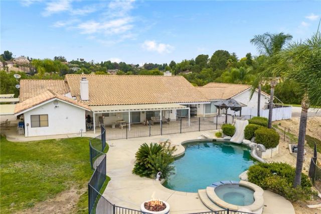 43973 El Lucero Place, Temecula, CA 92592