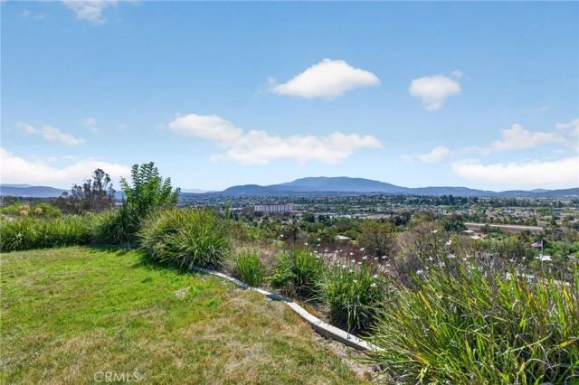43973 El Lucero Place, Temecula, CA 92592