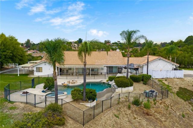 43973 El Lucero Place, Temecula, CA 92592