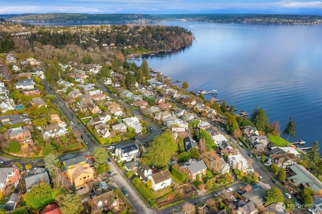 4231 53rd Ave NE, Seattle, WA 98105