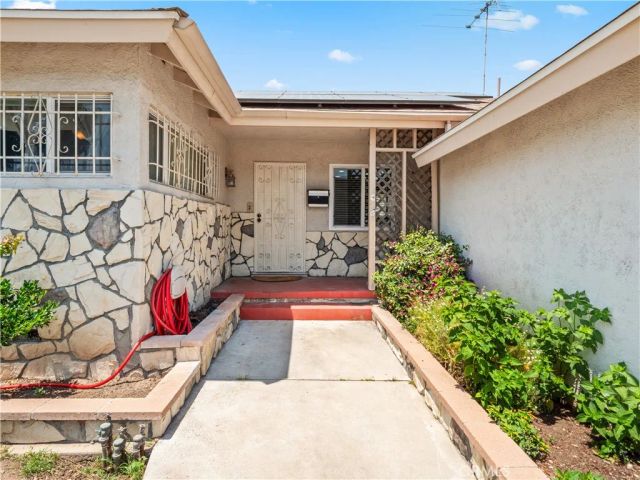 10521 Blucher, Granada Hills, CA 91344