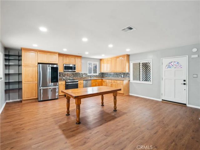 10521 Blucher, Granada Hills, CA 91344