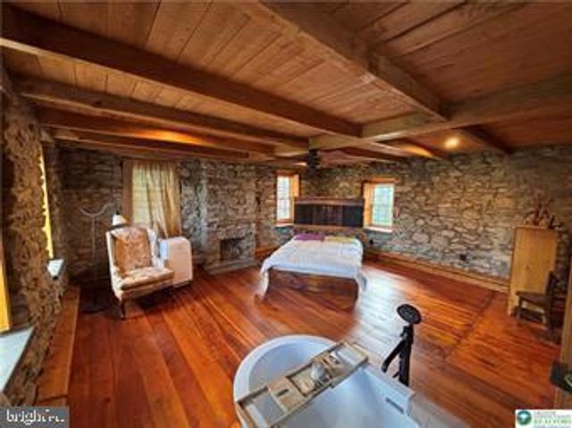 3590 DRIFTING DR, Hellertown, PA 18055