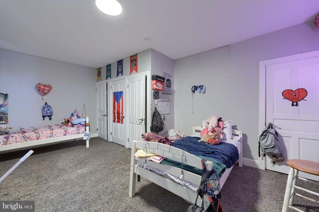 332 PERRY ST, Columbia, PA 17512