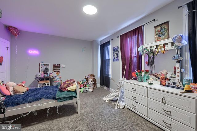 332 PERRY ST, Columbia, PA 17512