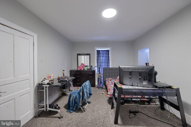 332 PERRY ST, Columbia, PA 17512