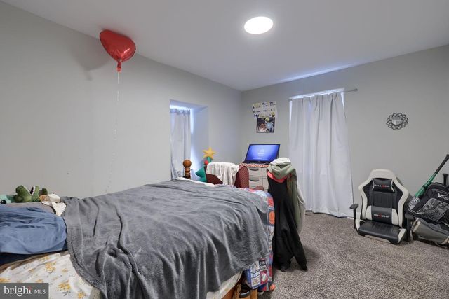 332 PERRY ST, Columbia, PA 17512