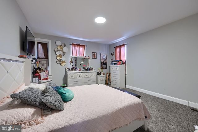 332 PERRY ST, Columbia, PA 17512