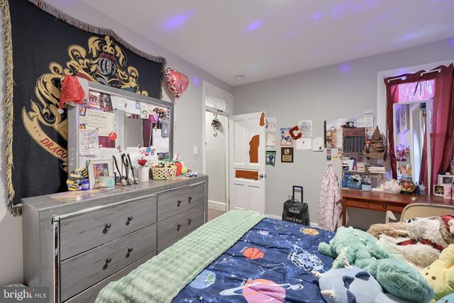 332 PERRY ST, Columbia, PA 17512