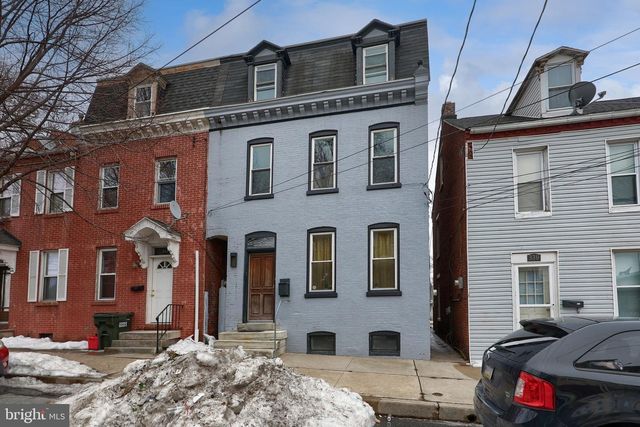 332 PERRY ST, Columbia, PA 17512