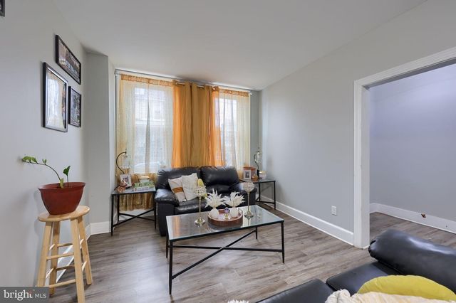 332 PERRY ST, Columbia, PA 17512