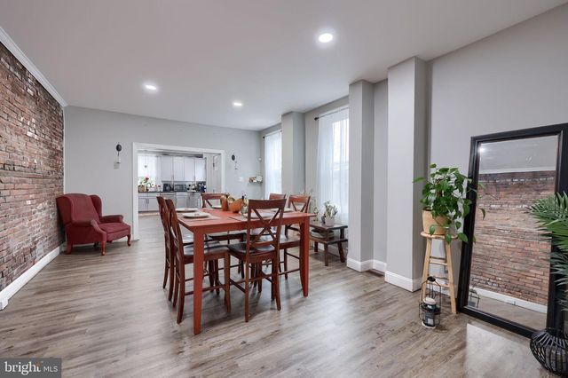 332 PERRY ST, Columbia, PA 17512