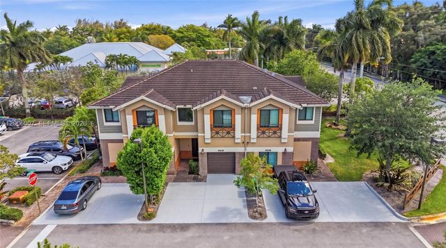 6320 S Station Square, Davie, FL 33314