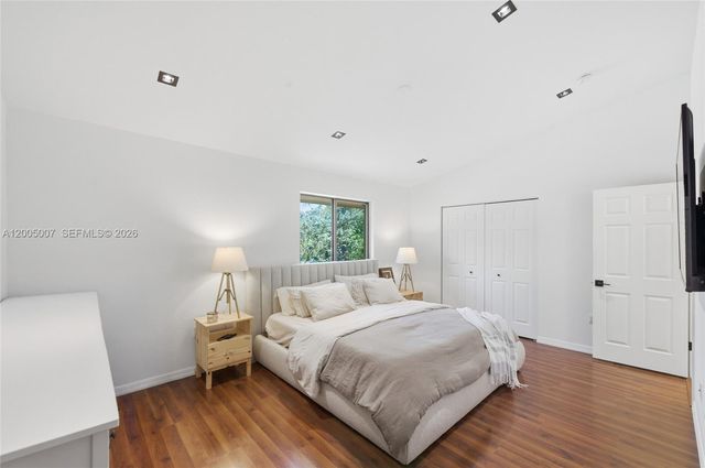 6320 S Station Square, Davie, FL 33314