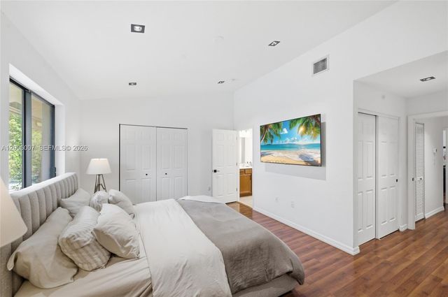 6320 S Station Square, Davie, FL 33314