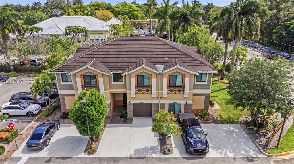 6320 S Station Square, Davie, FL 33314