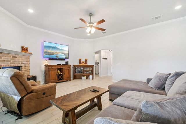 2594 Belle Hubbard TRL, Belton, TX 76513