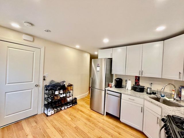 29-31 Fayette Street 2, Newton, MA 02458