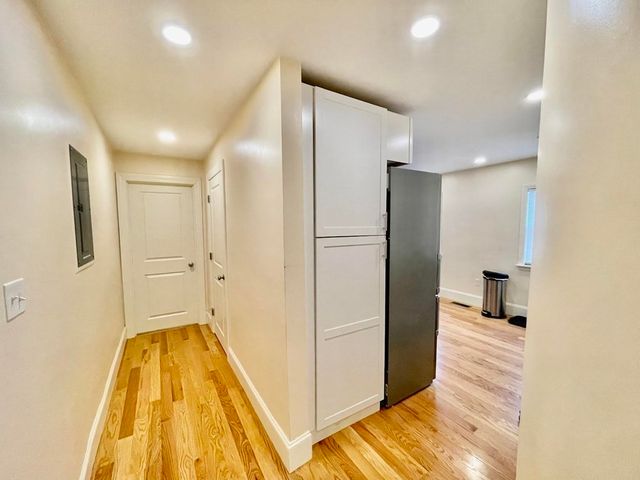 29-31 Fayette Street 2, Newton, MA 02458