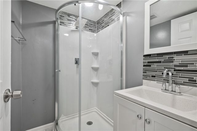 2203 Open Meadow Cir, South Fayette, PA 15017