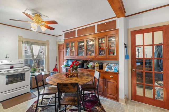 2010 Division STREET, East Troy, WI 53120