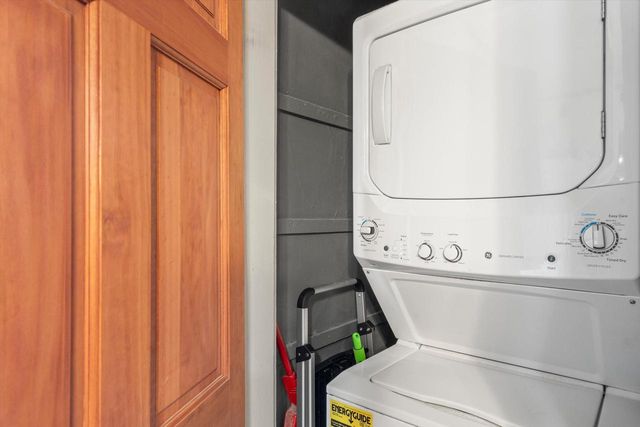 2010 Division STREET, East Troy, WI 53120