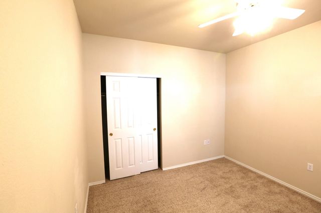 233 Bonham LOOP, Georgetown, TX 78633