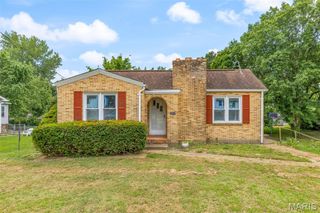 1112 N 3rd Street, Festus, MO 63028
