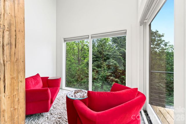 321 Barnard Avenue, Asheville, NC 28804