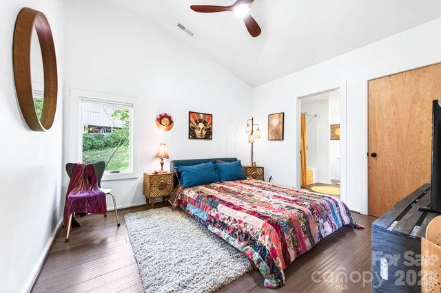 321 Barnard Avenue, Asheville, NC 28804